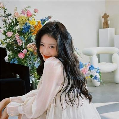 女老板助乡下小伙扶摇直上